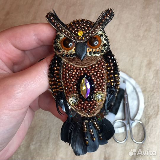 Брошь из бисера Сова