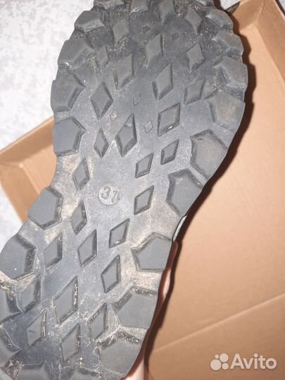 Ботинки демисезонные для девочки 31