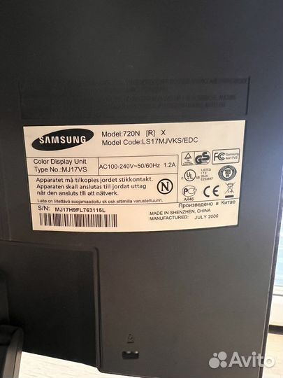 Монитор Samsung