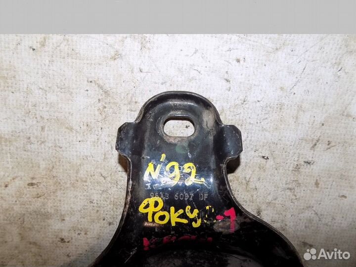 Кронштейн двигателя правый Focus I 1998-2004