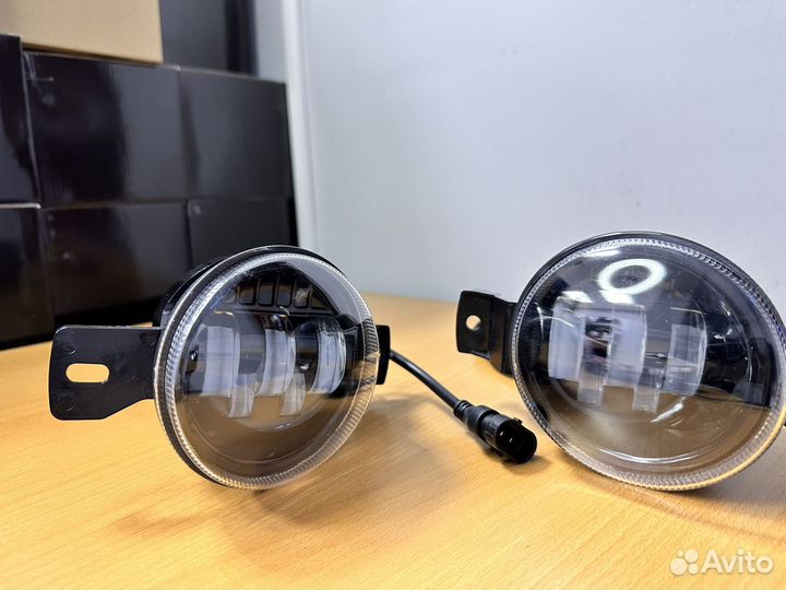 Фара противотуманные светодиодные птф led bmw бмв