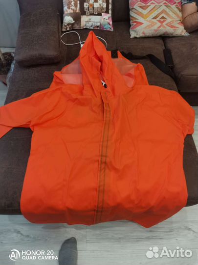 Влаго защитный костюм новый