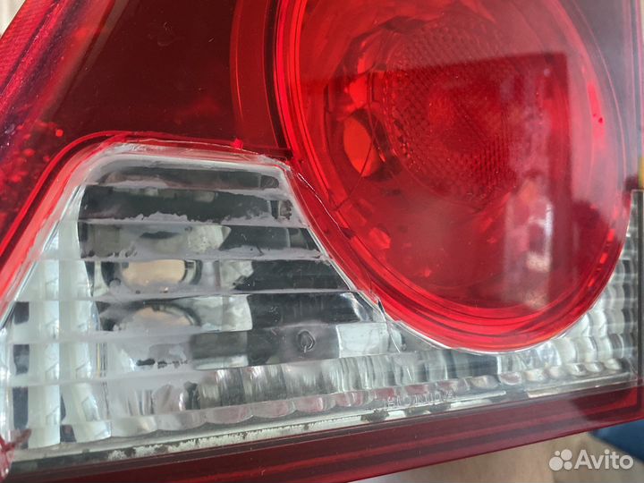 Задний фонарь civic 8 4d