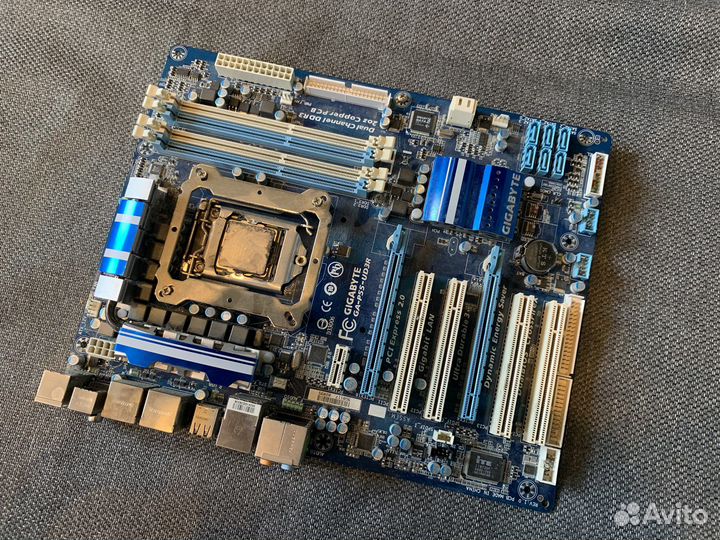 Материнская плата с процессором