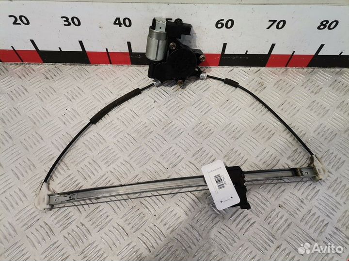 Стеклоподъемник электрический задний правый Mazda