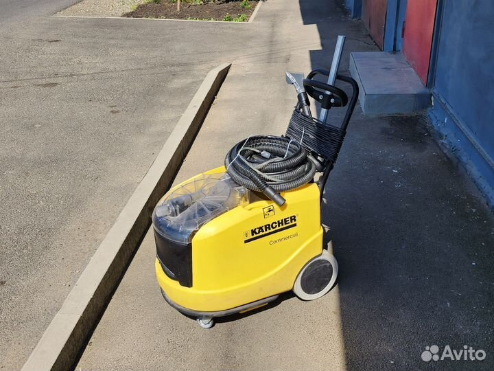 Моющий пылесос Karcher puzzi