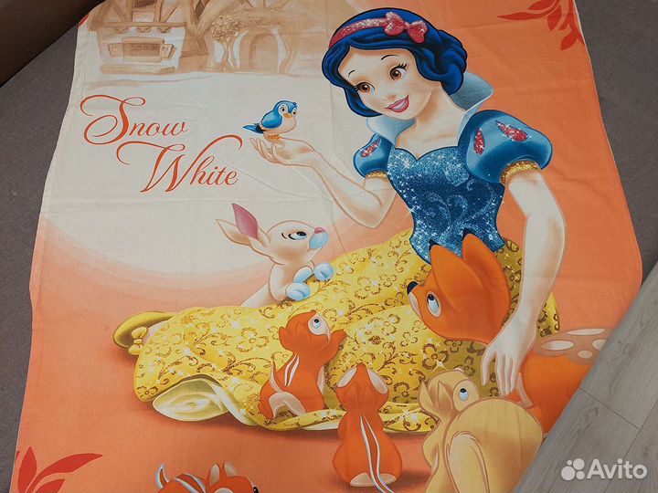 Постельное бельё 1,5 спальное и пододеяльник