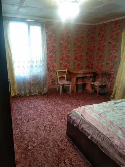 Дом 30 м² на участке 5 сот.