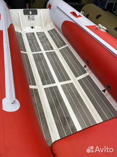 Лодка надувная пвх Gladiator RIB 420