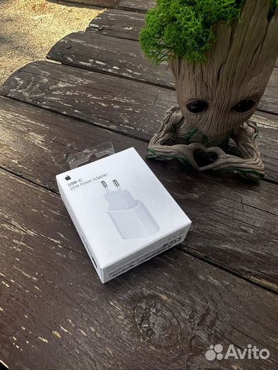 Зарядное устройство Apple 20W USB-C Power оригинал