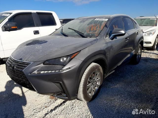 Накладка на жабо левая Lexus Nx300 Z10 2.5 2AR-FXE