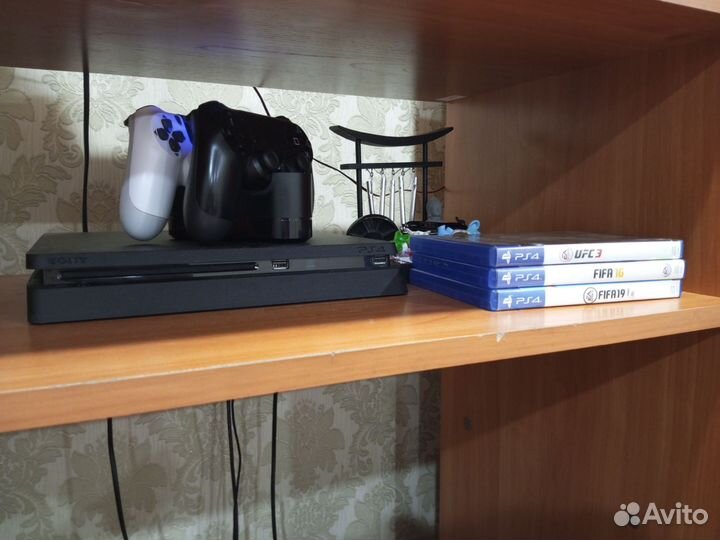 Sony playstation 4 slim 1tb с играми