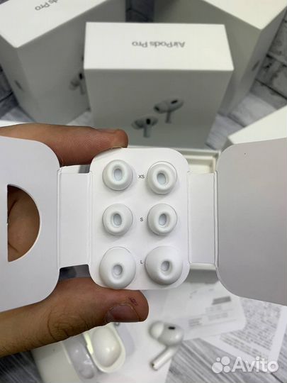 Беспроводные AirPods Pro Вторые(с шумоподавлением)