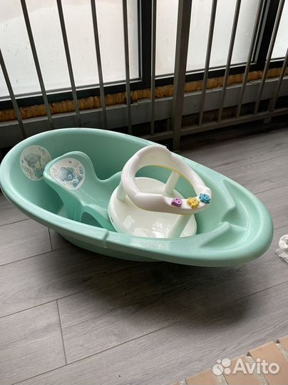 Ванночка для купания с горкой и стульчиком