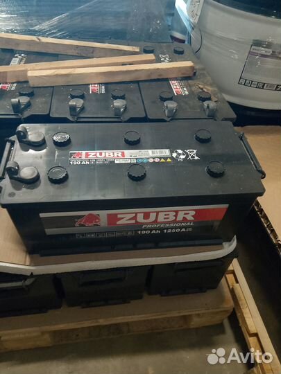 Аккумулятор zubr Professional 12V 190 Ah прямая +
