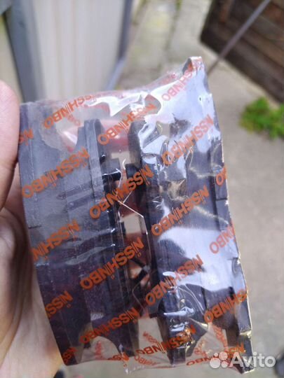 Тормозные колодки Mitsubishi colt