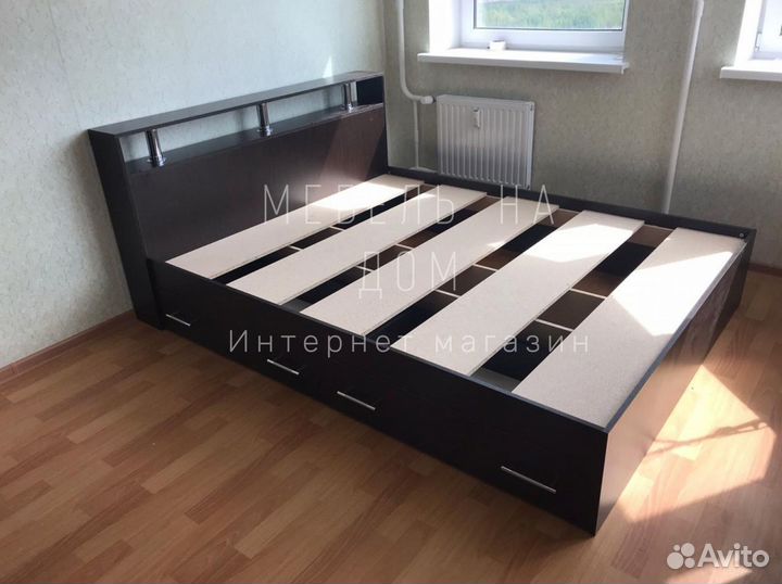 Кровать с подьемным механизмом