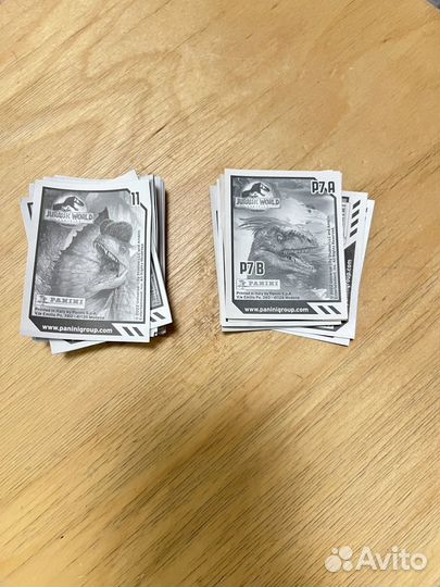 Наклейки Jurassic world dominion Panini