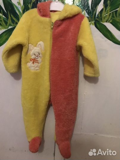 Продам детские вещи