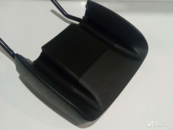 Подголовник с монитором