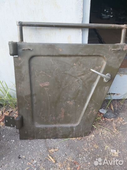 Дверь на газ 69