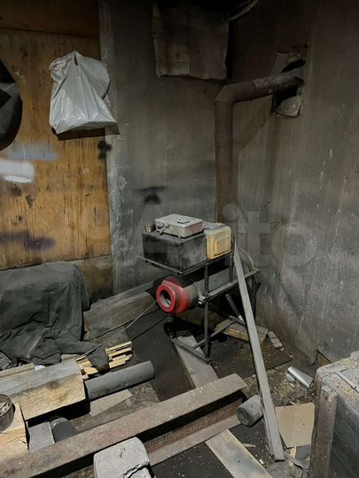 Гараж, > 30 м²