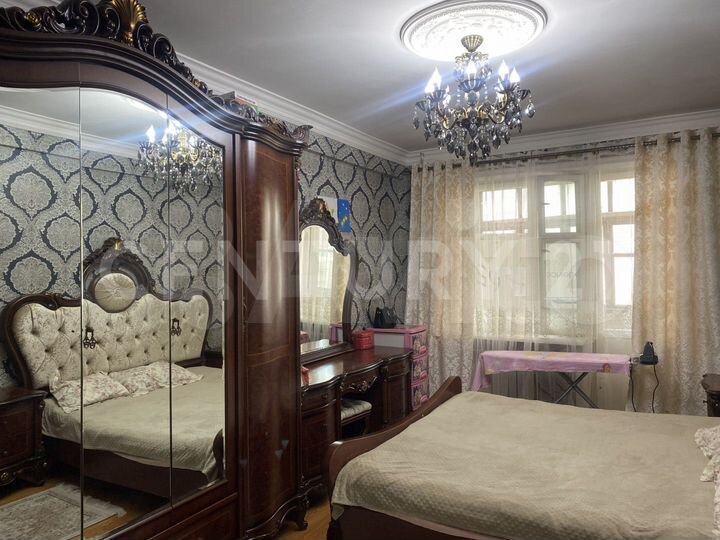 3-к. квартира, 84 м², 8/9 эт.