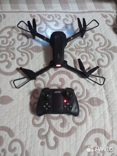 Квадрокоптер с камерой в4
