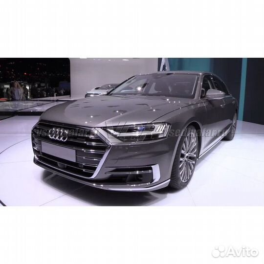 Плёнка для оклейки фар на автомобиле audi A8 (2018