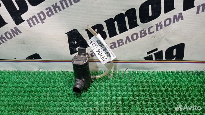 Мотор бачка омывателя Toyota Ipsum ACM26 2AZ-FE