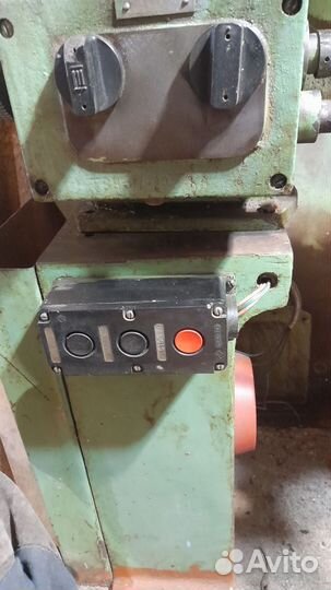 Токарный станок по металлу тв-4 (школьник)