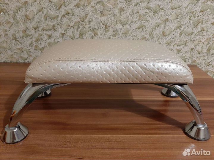 Полочка для маникюра