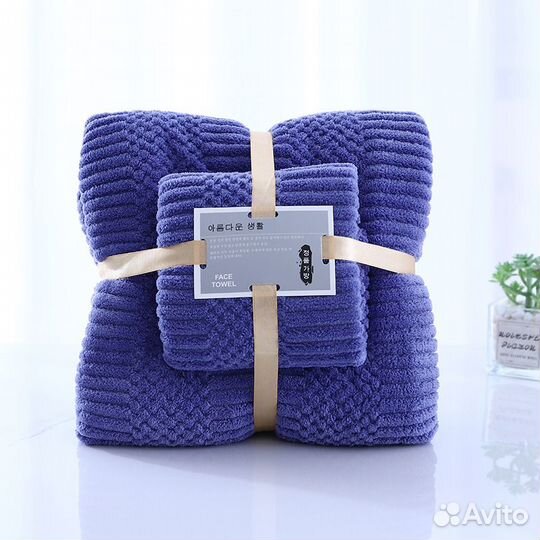 Набор полотенец махровых подарочный