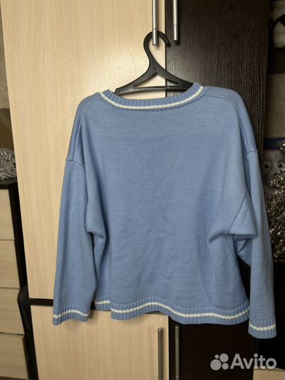 Свитер женский