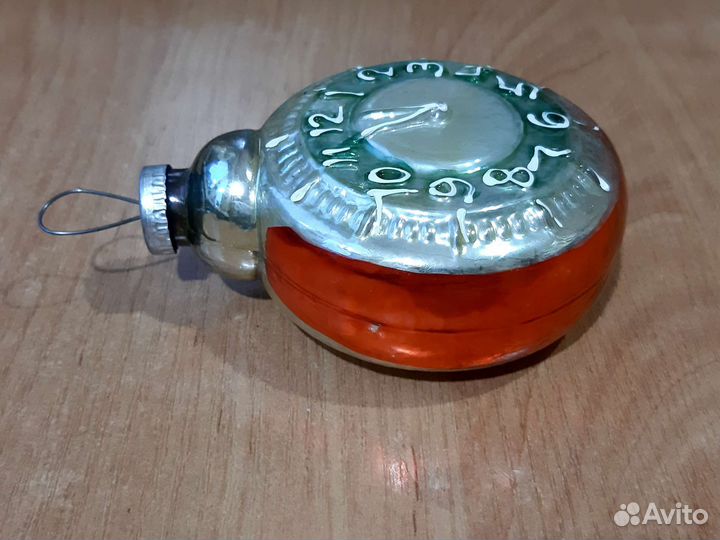 Елочная игрушка Часы