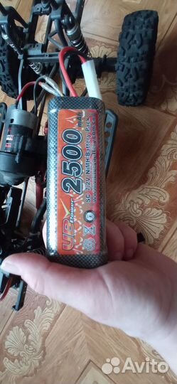 Машина на пульте Ремо хобби