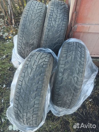 Tigar SUV Ice 215/65 R17 103