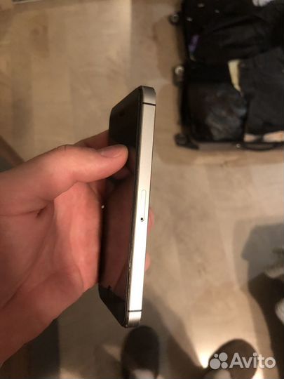 iPhone 5S, 16 ГБ