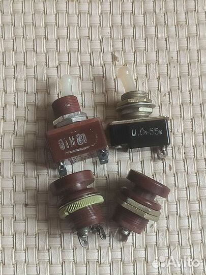 Набор тумблеров и кнопок