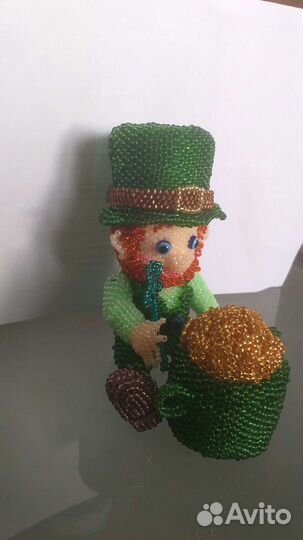 Бисерная поделка 
