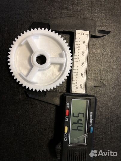 Шестерня стеклоподъемника mazda