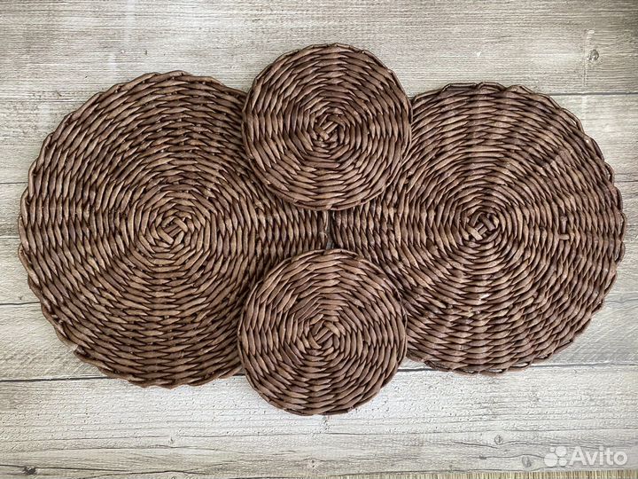 Салфетка сервировочная из бумажной лозы