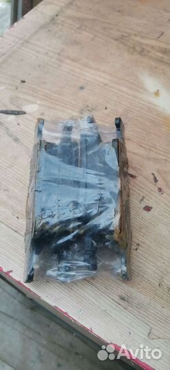 Тормозные колодки на mercedes 211