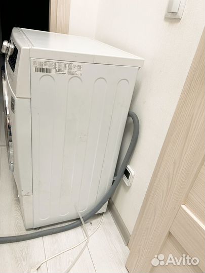 Стиральная машина LG с сушкой 4кг