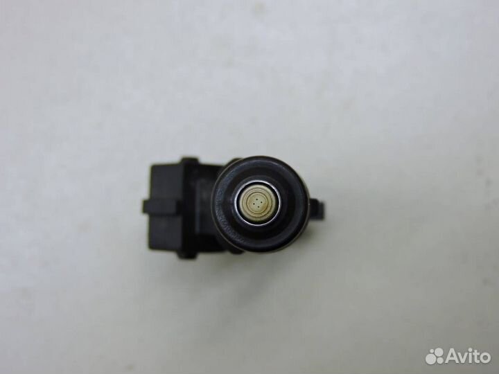 Форсунка инжекторная электрическая LADA Largus 201