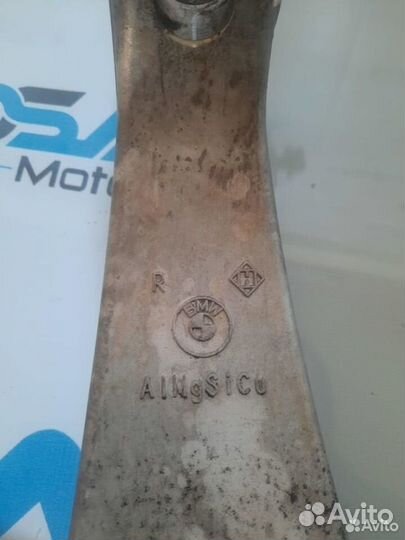 Ступица (поворотная опора) передняя правая бмв f10