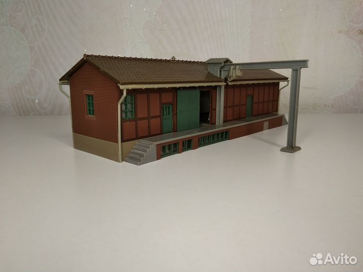Железная дорога 12мм.строения Auhagen и другие