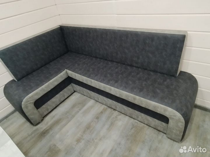 Кухонный угловой диван
