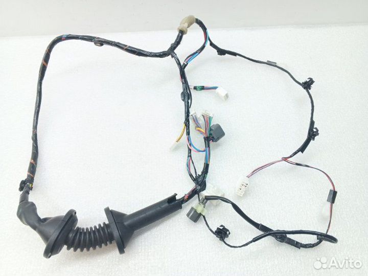 Проводка двери передняя правая Mitsubishi Asx 3