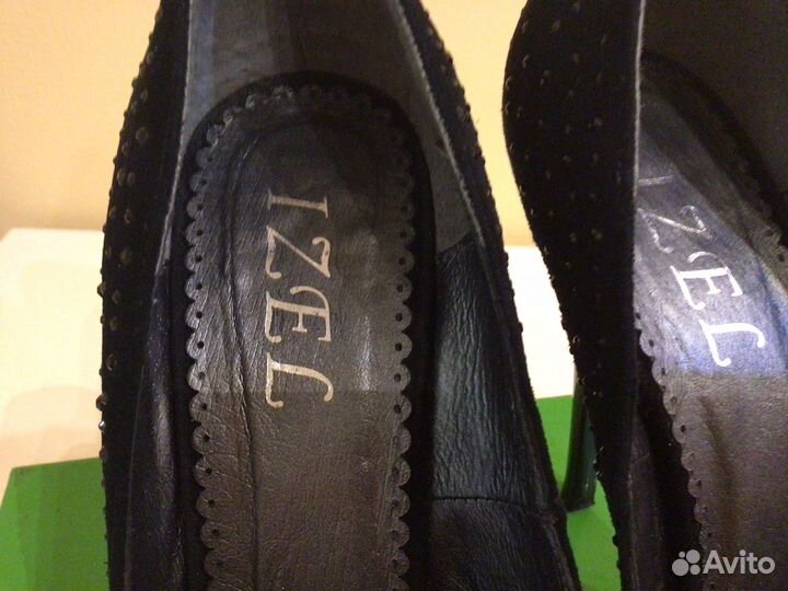 Туфли женские 39 размер черные